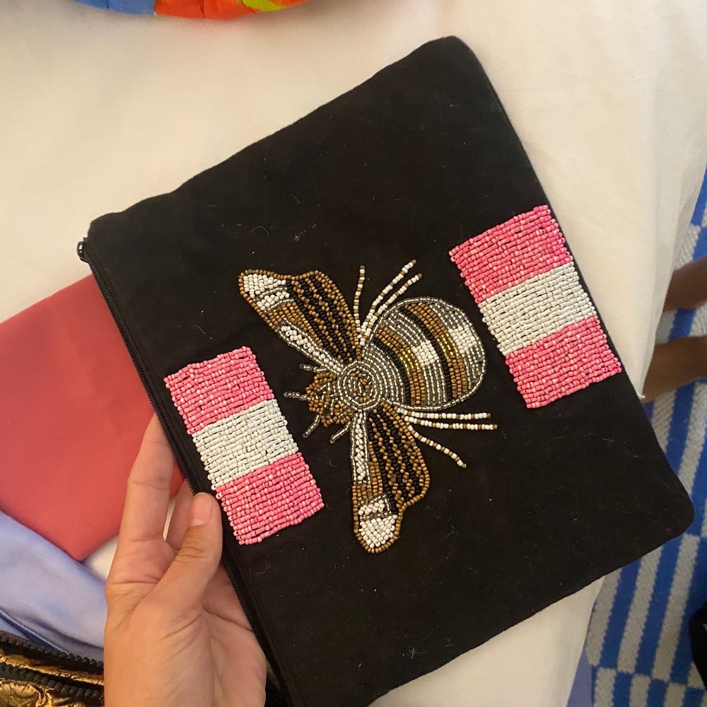 MOYNA beaded bee clutch